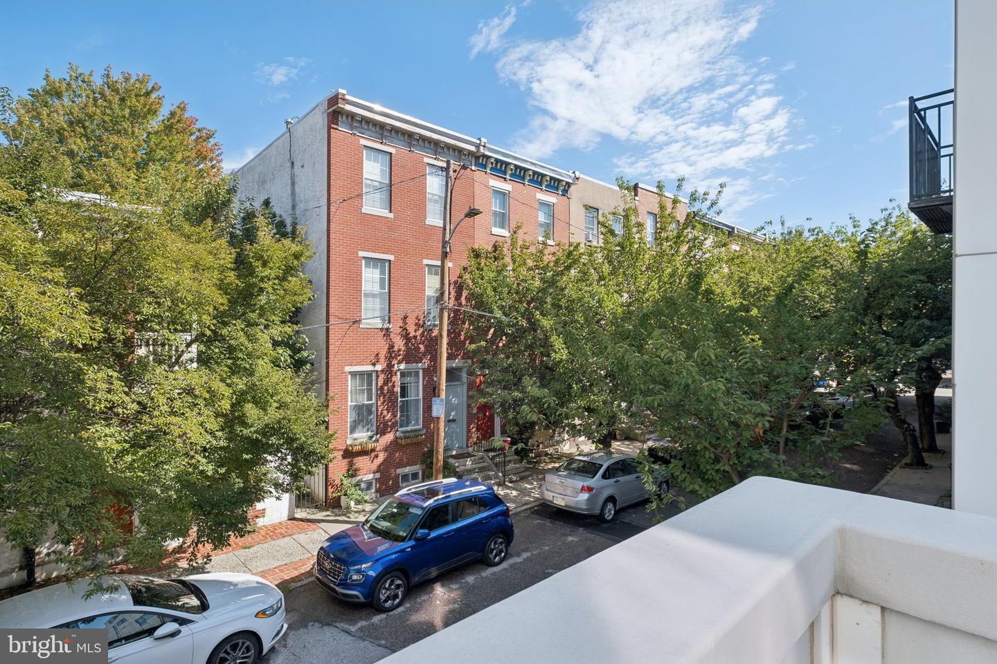 857 Corinthian Avenue, Philadelphia