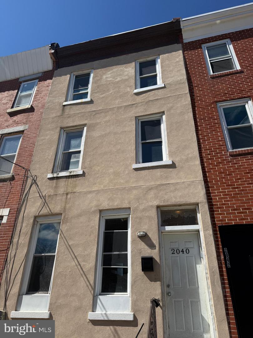 2040 N Lambert Street