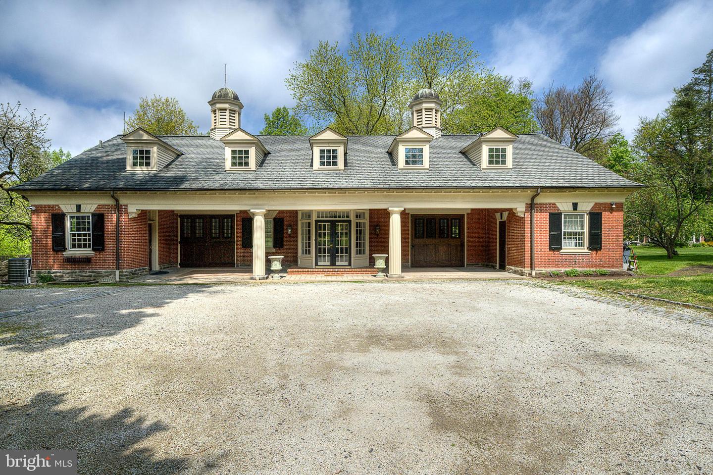 511 W Moreland Avenue, Philadelphia