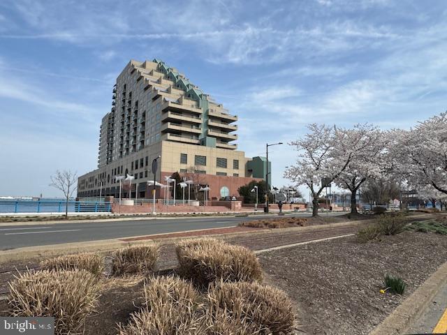 717 S Chris Columbus Boulevard #1104
