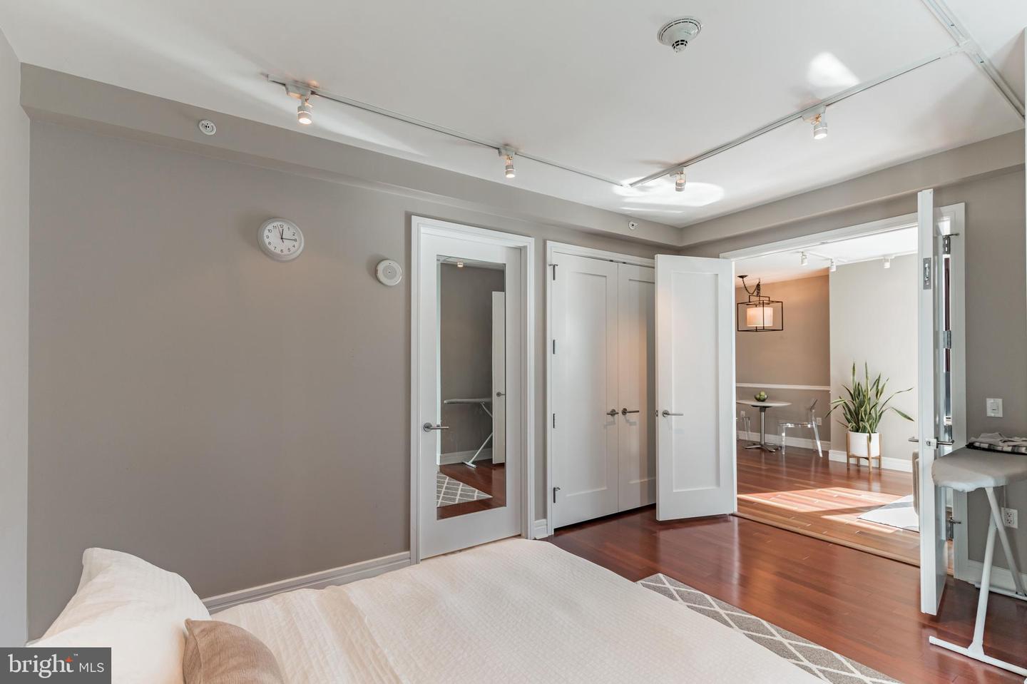1414 S Penn Square #16g