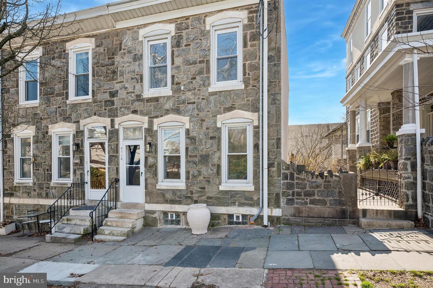 3712 Manayunk Avenue, Philadelphia