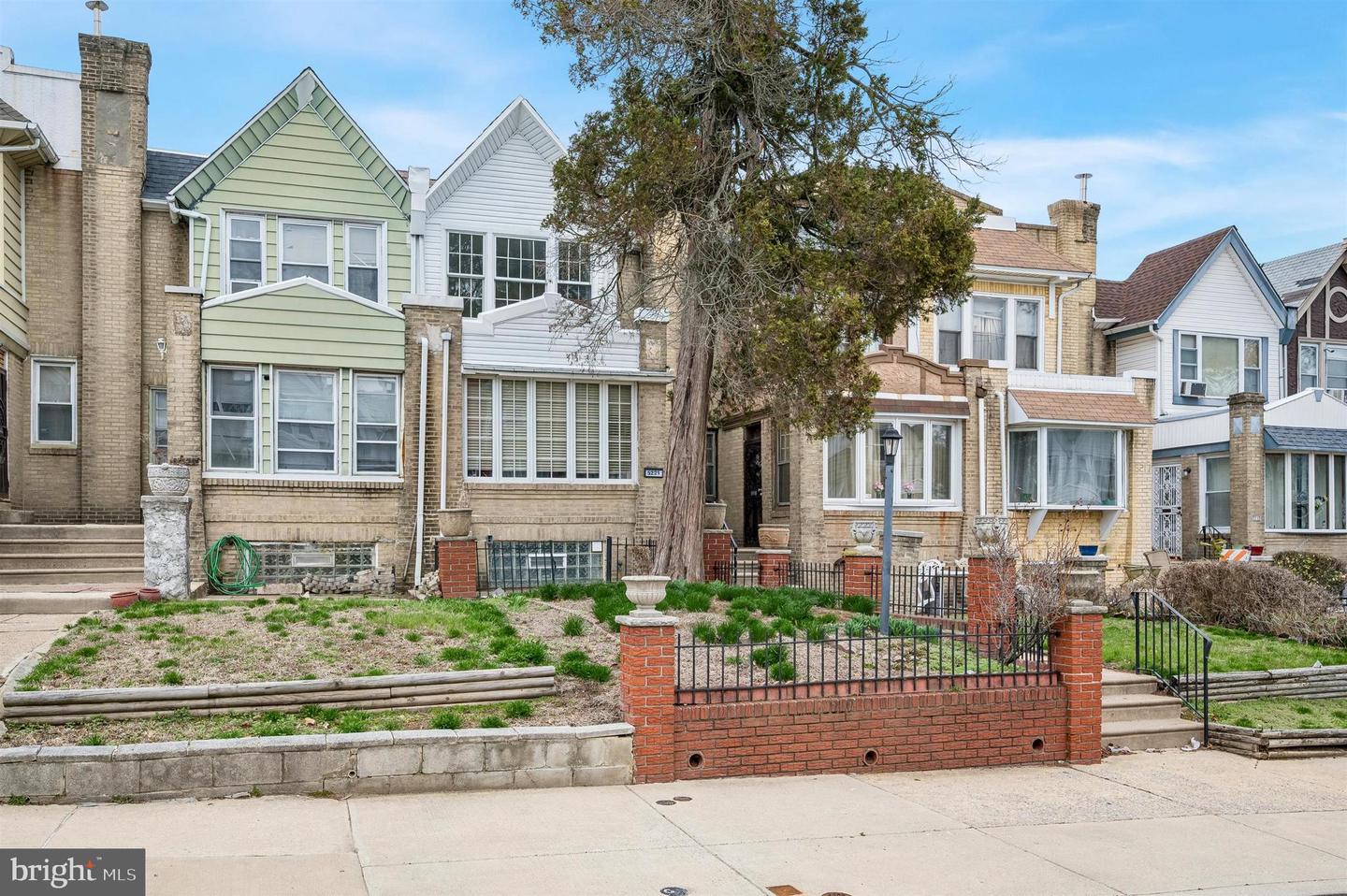 5221 Arlington Street, Philadelphia