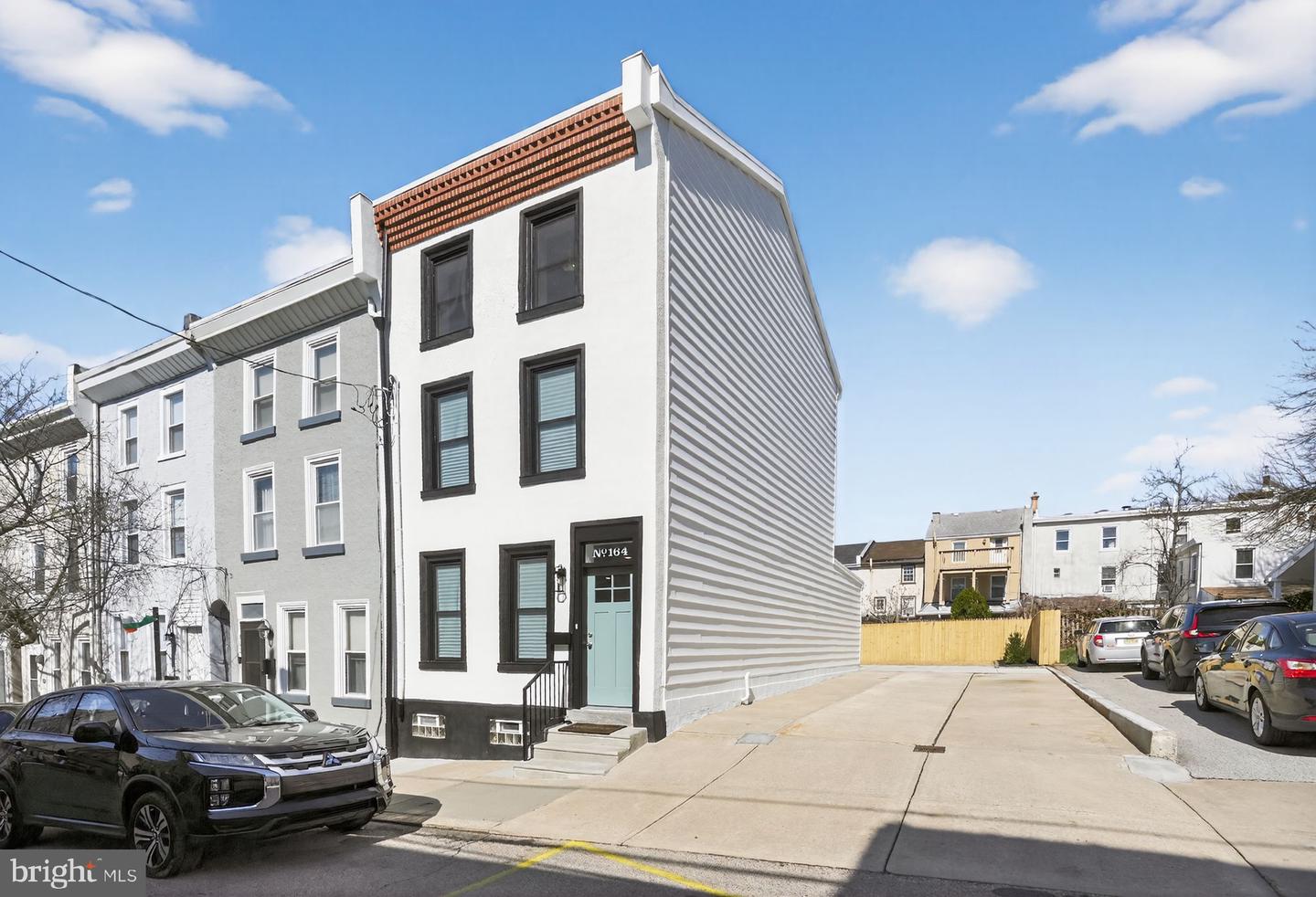 164 East Street, Philadelphia