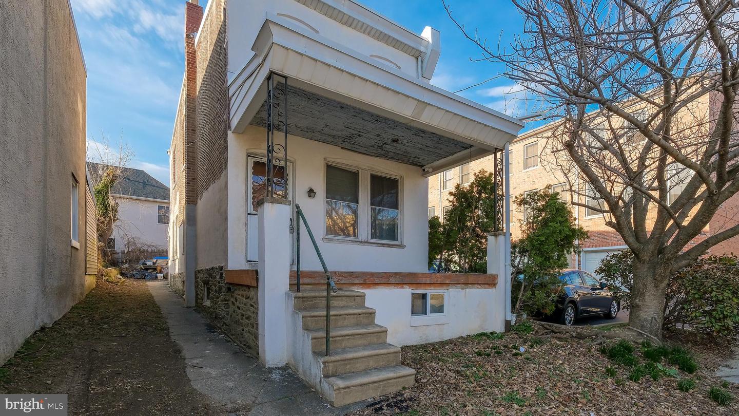 404 Leverington Avenue, Philadelphia