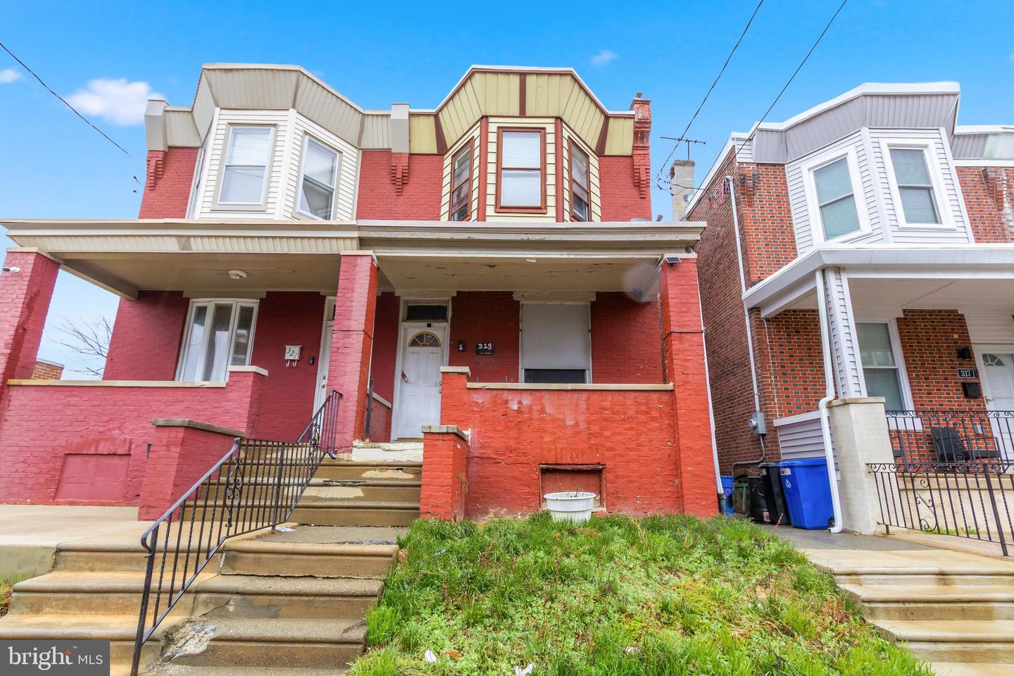 319 W Duncannon Avenue