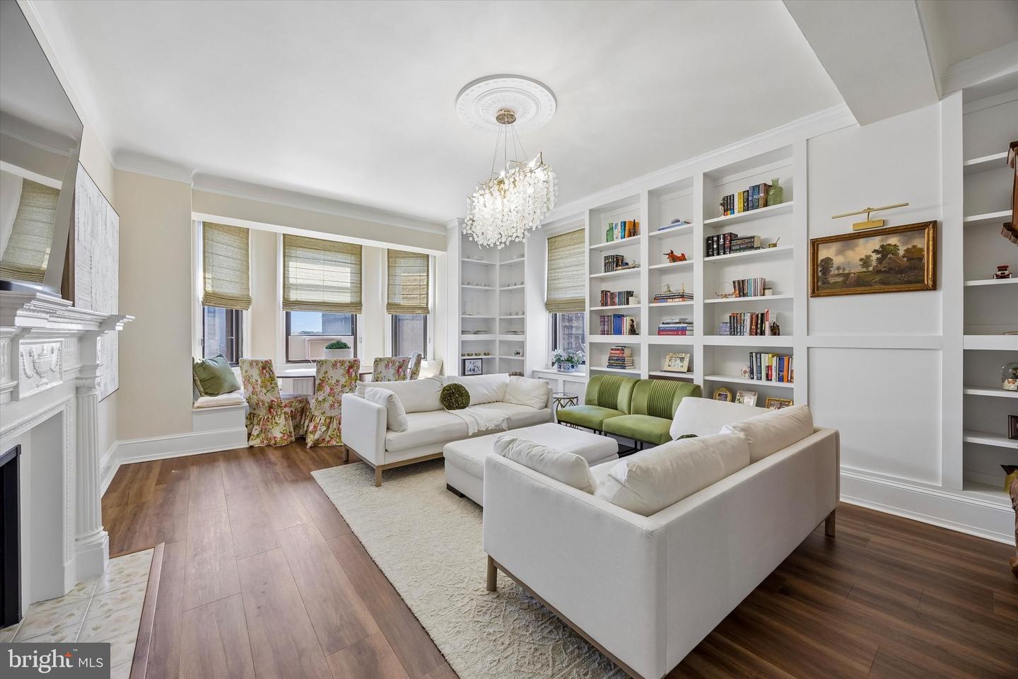 250 S 13th Street #8e