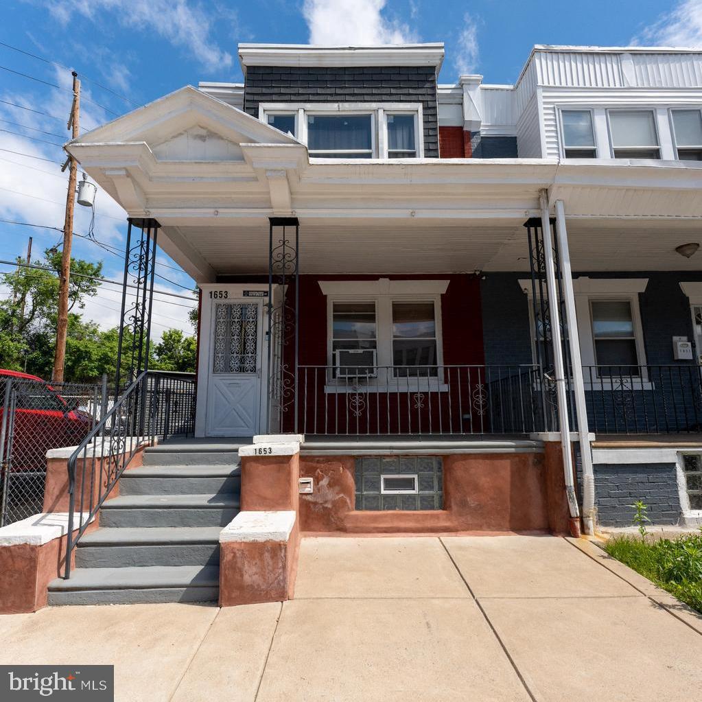 1653 W Mentor Street
