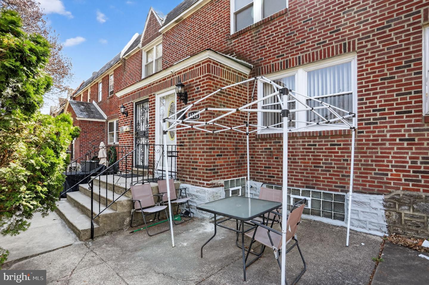 8312 Thouron Avenue, Philadelphia