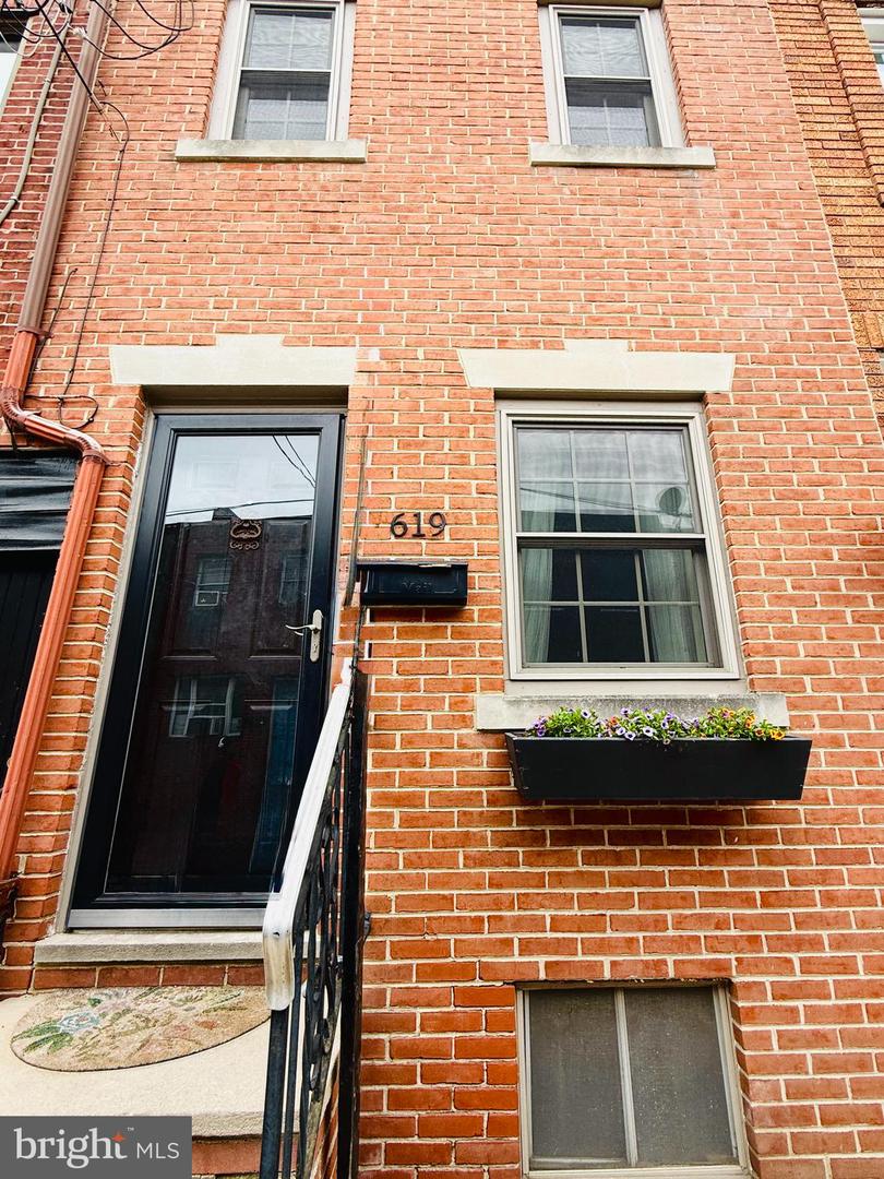 619 Sears Street, Philadelphia