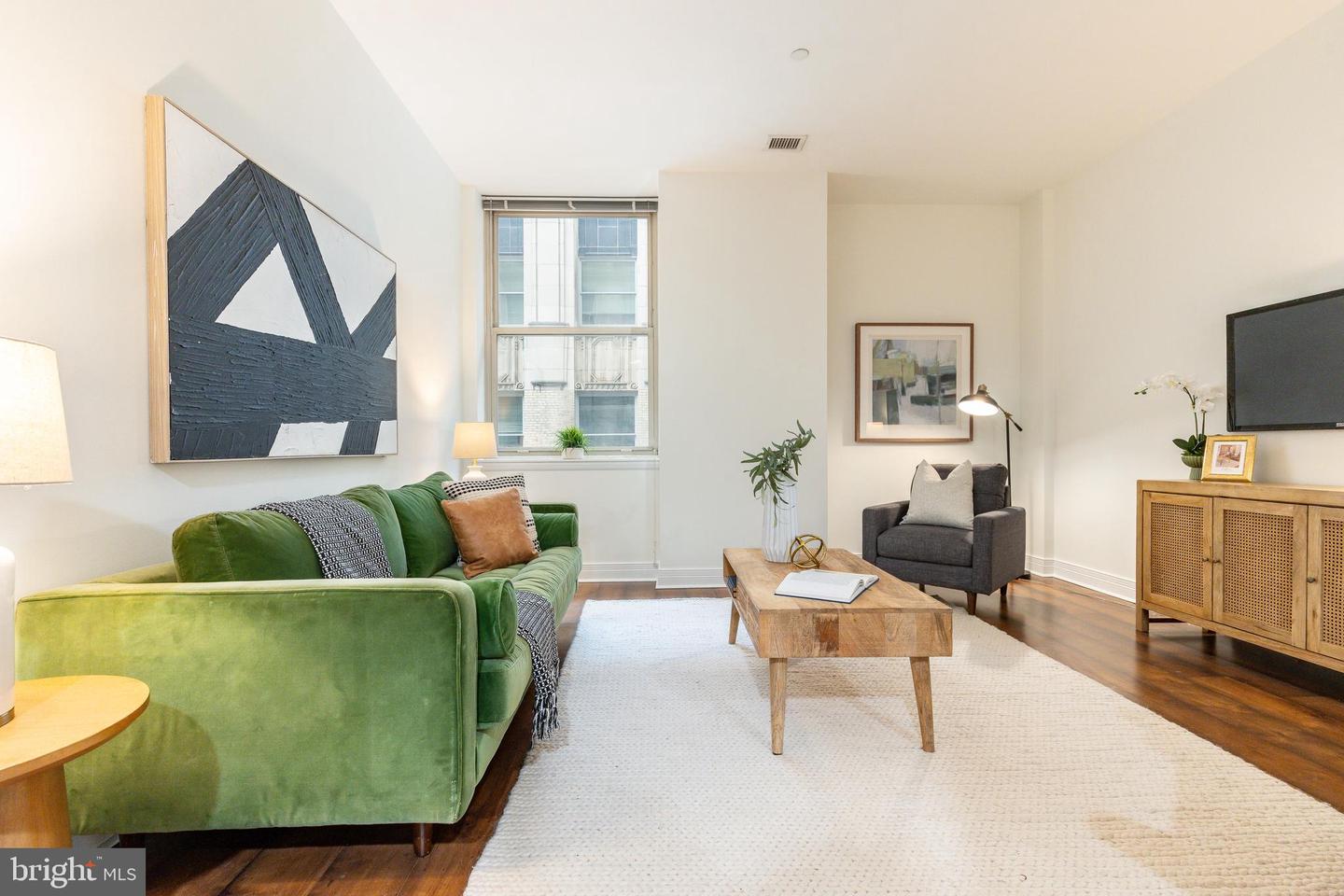 1600 Arch Street #1702