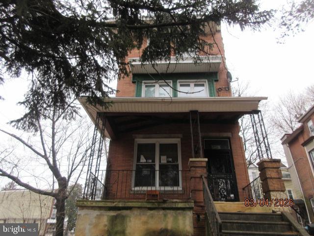 424 W Bringhurst Street