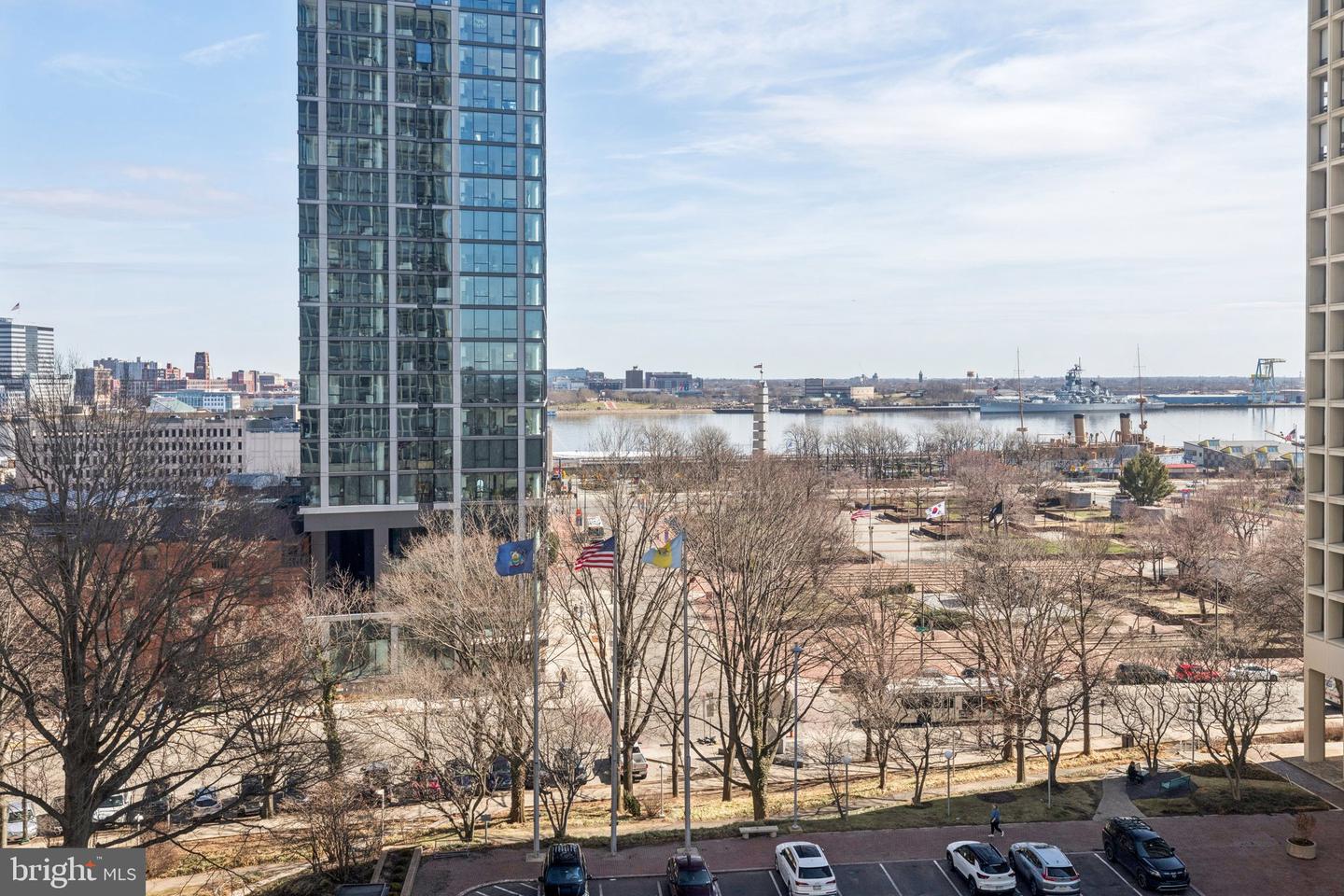 210 Locust Street #7aw