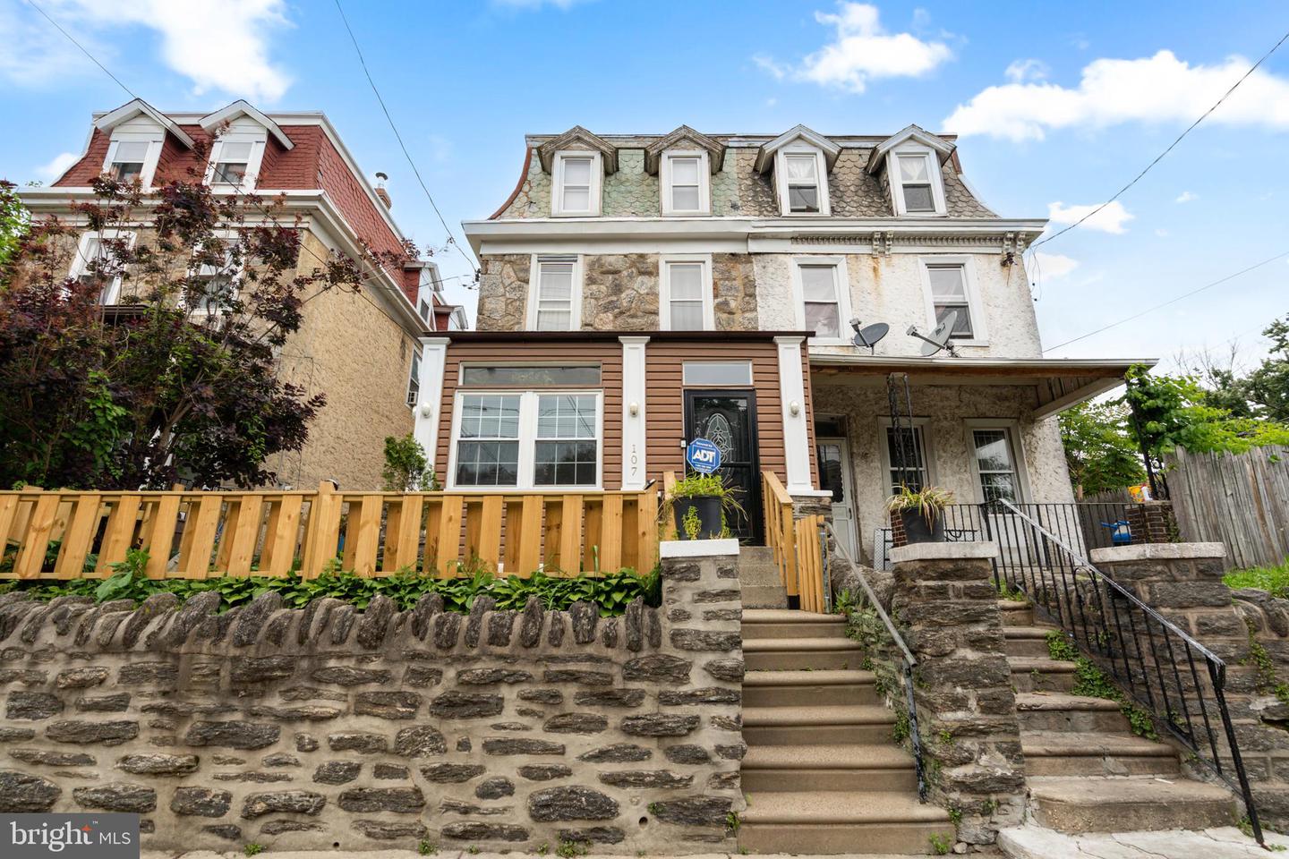 107 W Seymour Street