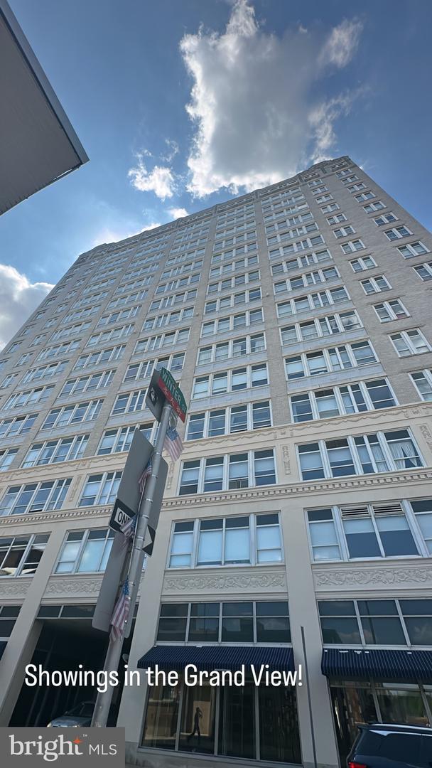 1100 Vine Street #404