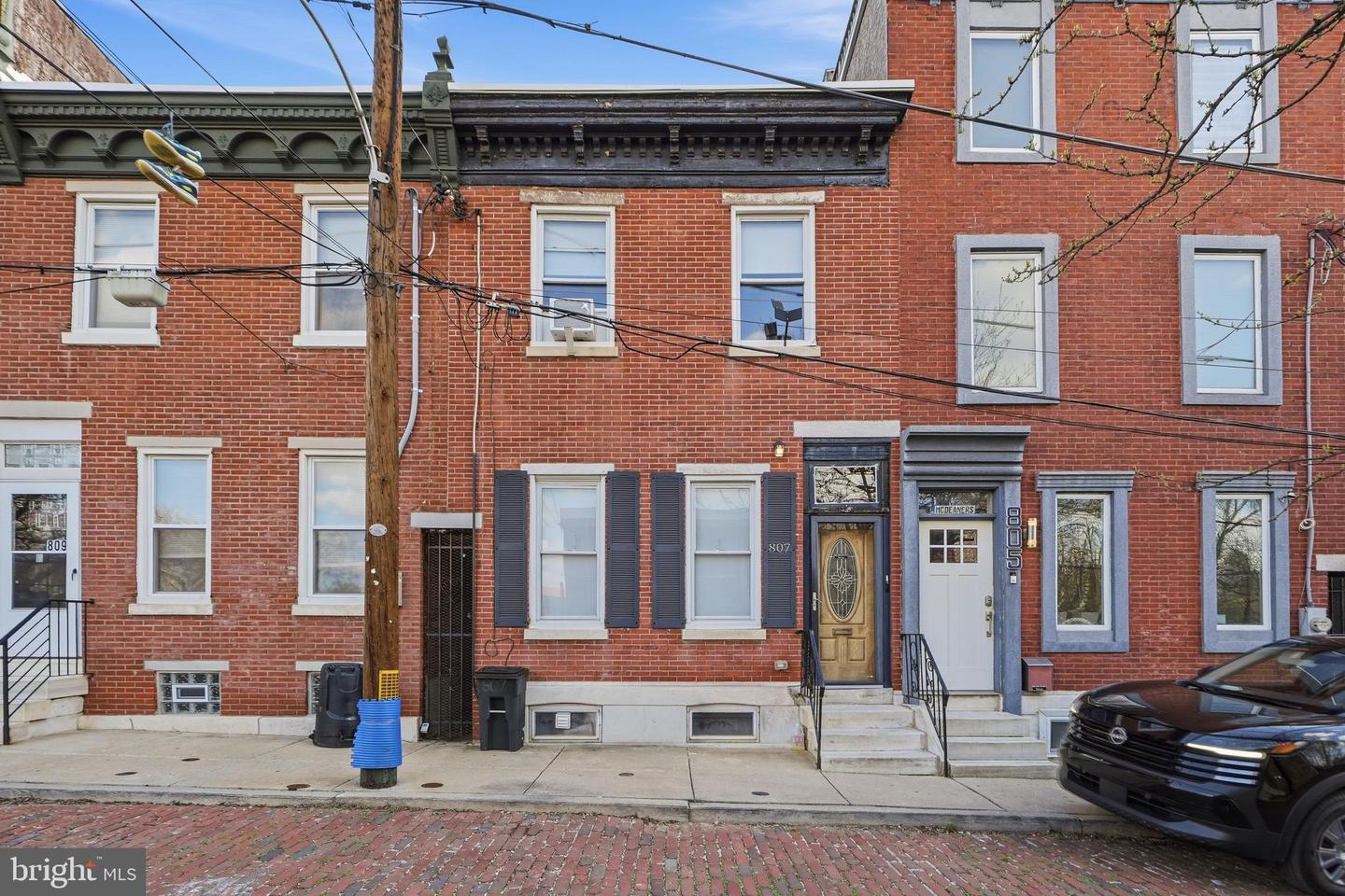 807 Cameron Street
