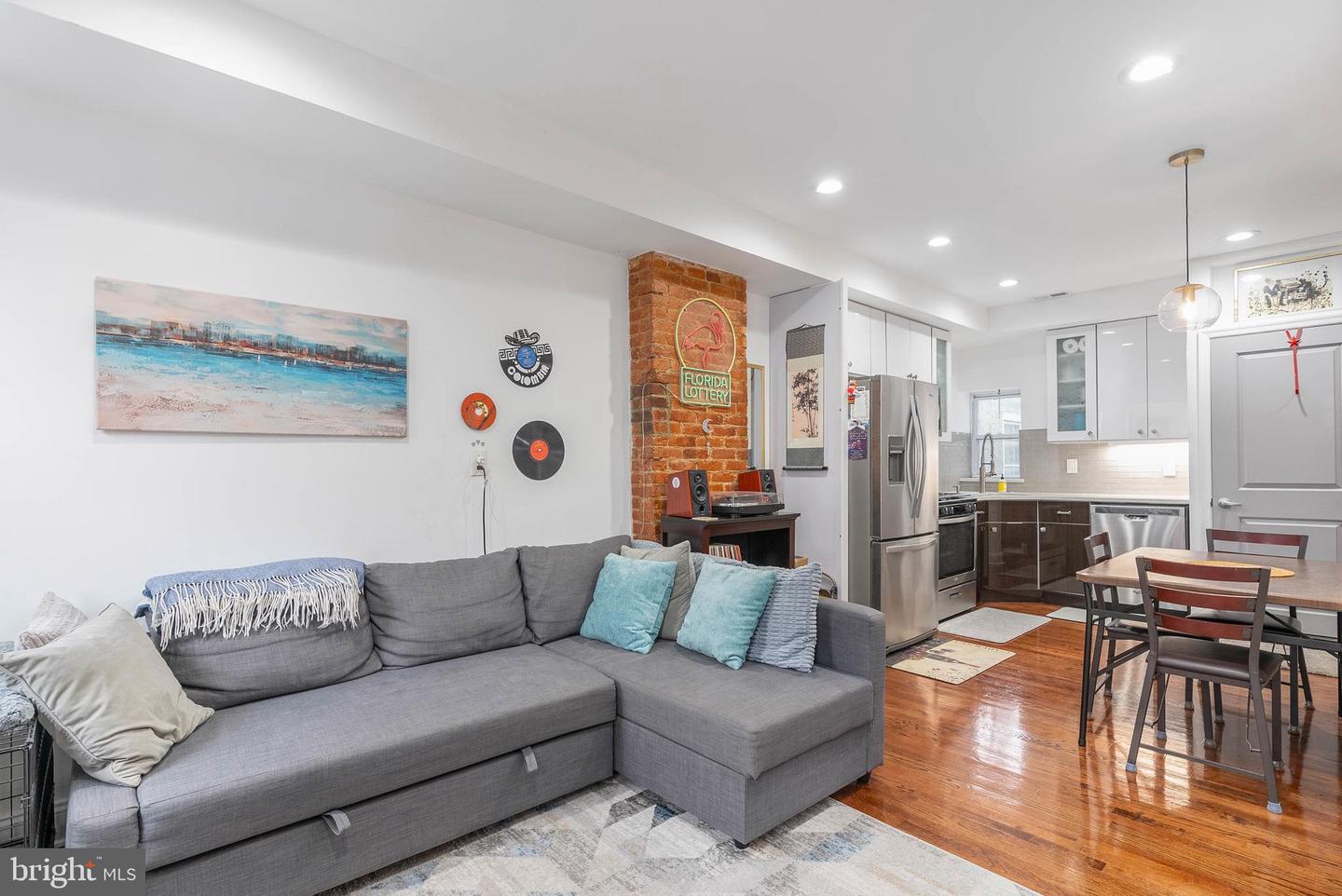 1517 Cambridge Street #2