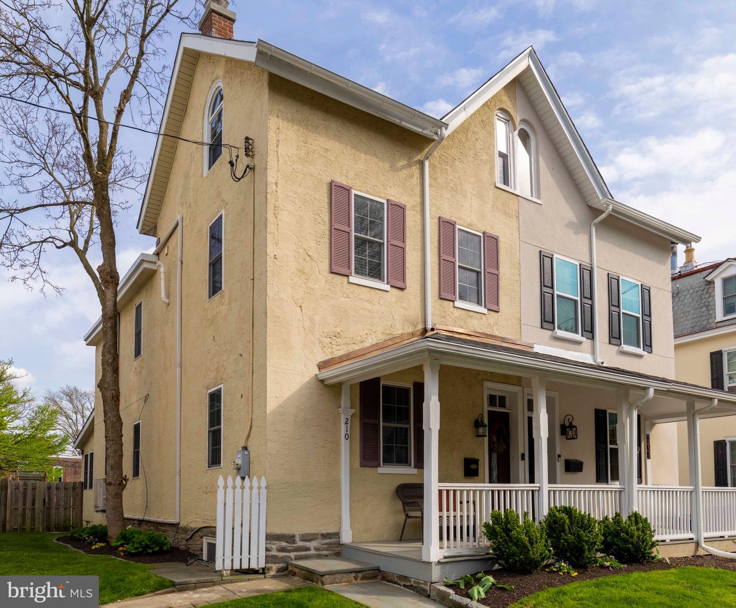 210 E Evergreen Avenue, Philadelphia