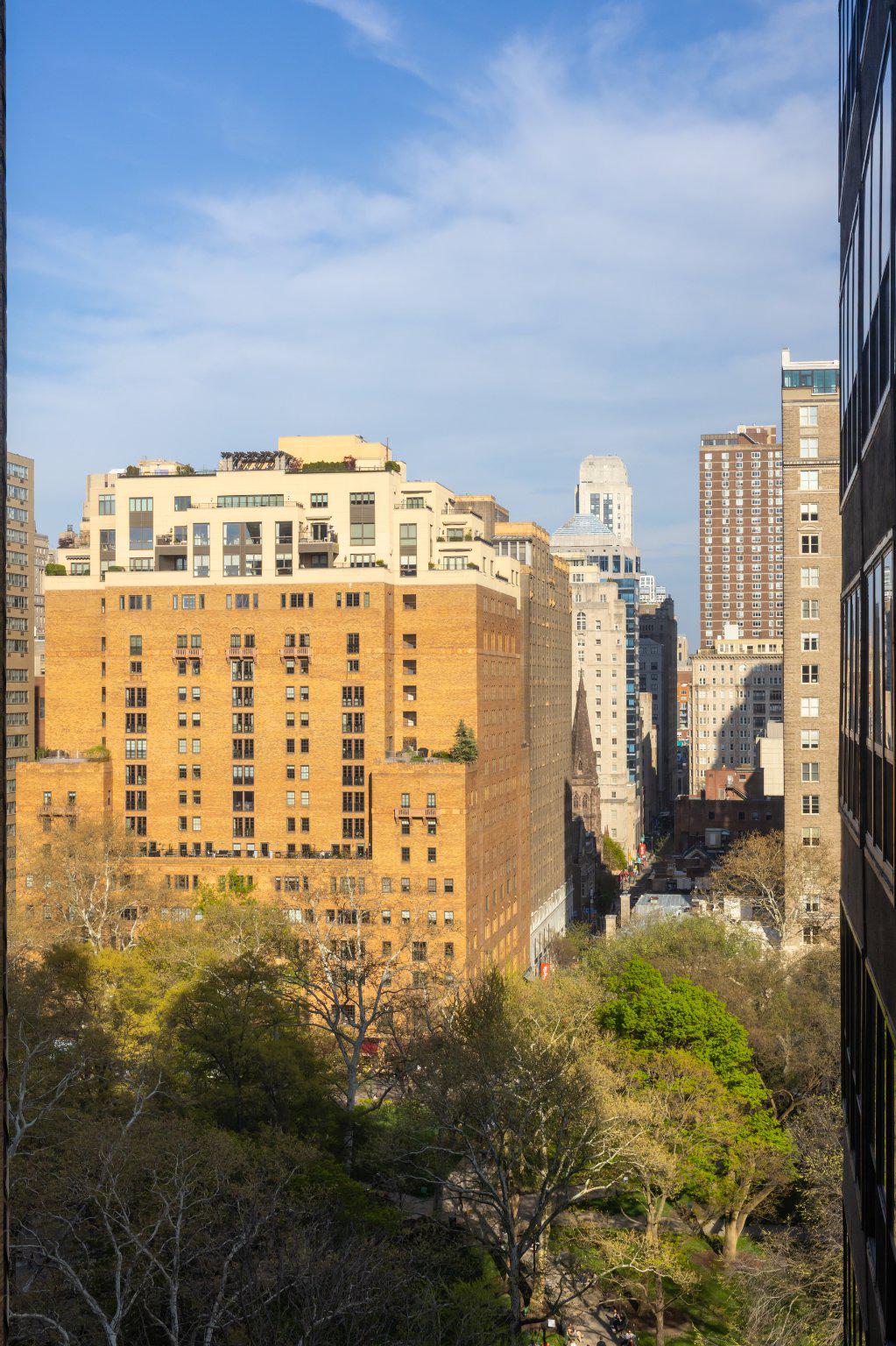 224 W Rittenhouse Square #1704, Philadelphia