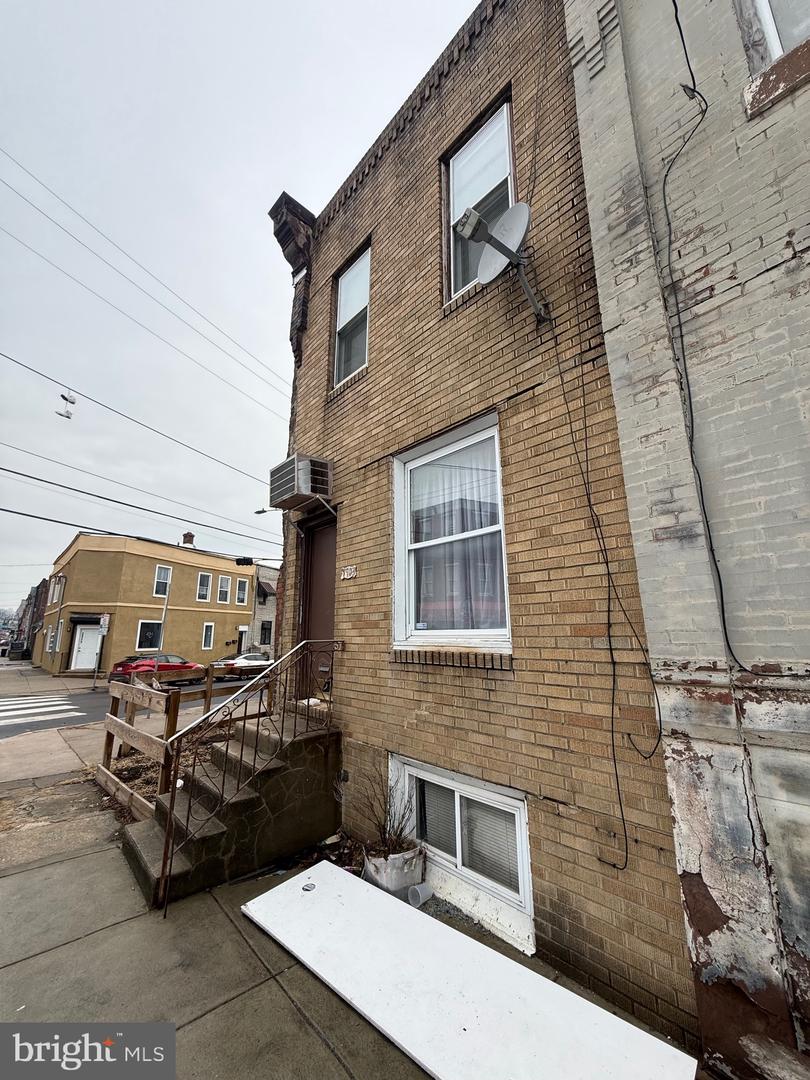 1903 Point Breeze Avenue