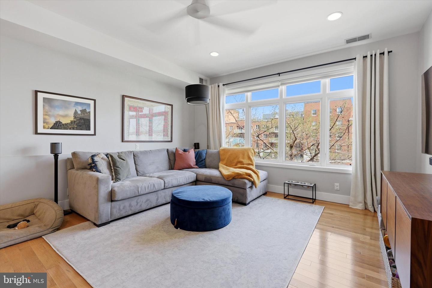 112 Market St # 3