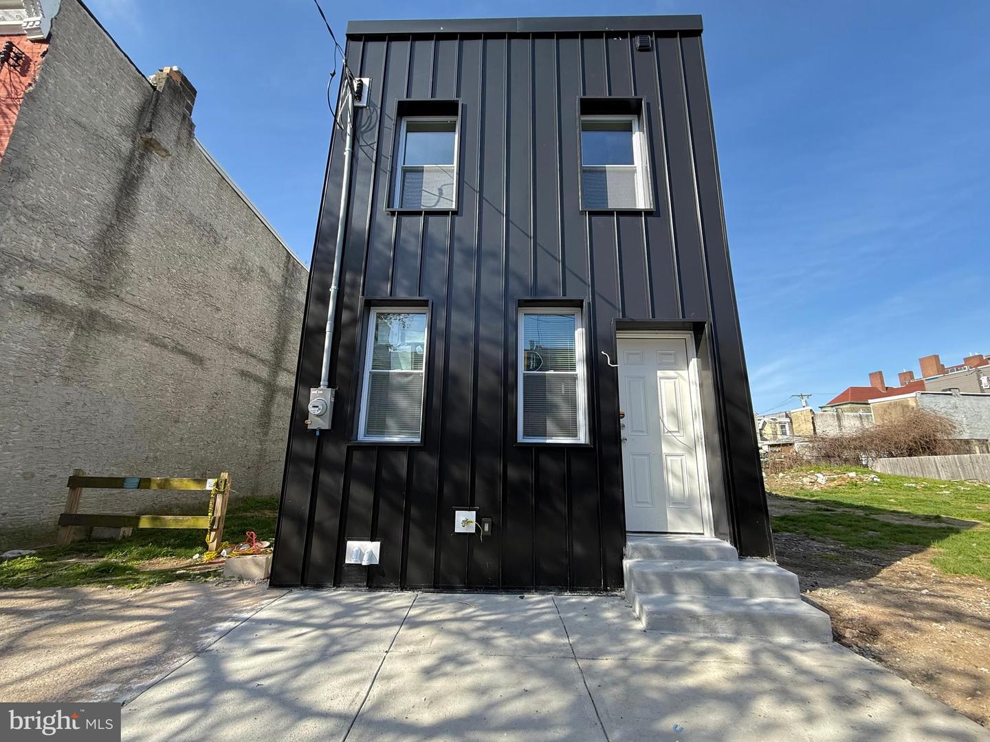 2058 E Auburn Street