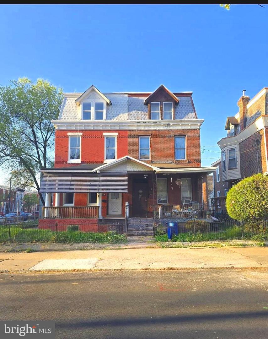 1513 W Tioga Street