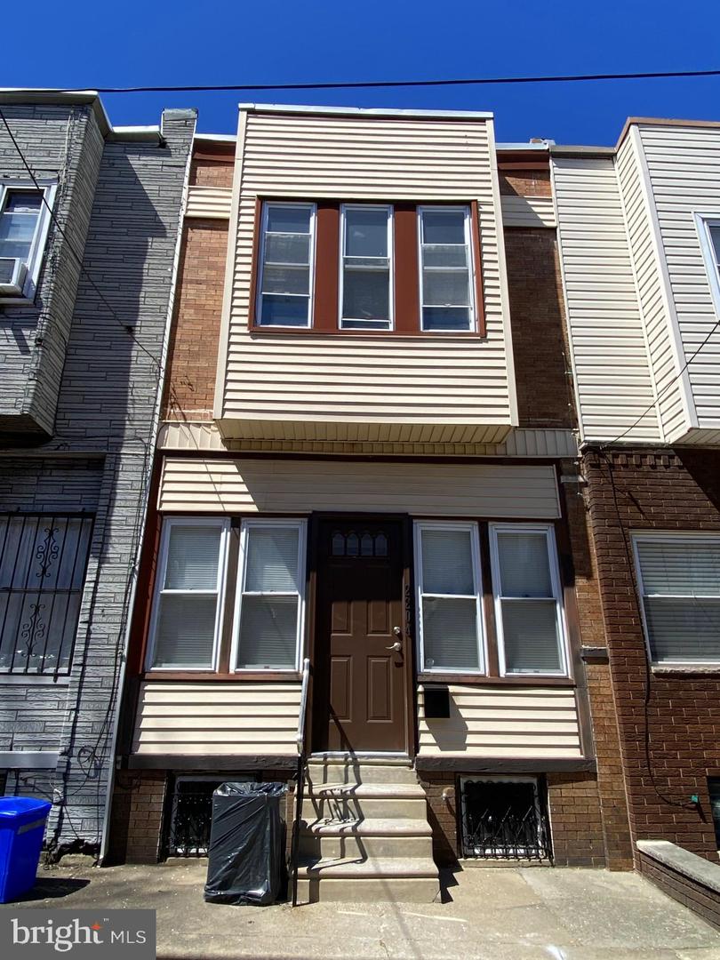 2204 S Woodstock Street, Philadelphia