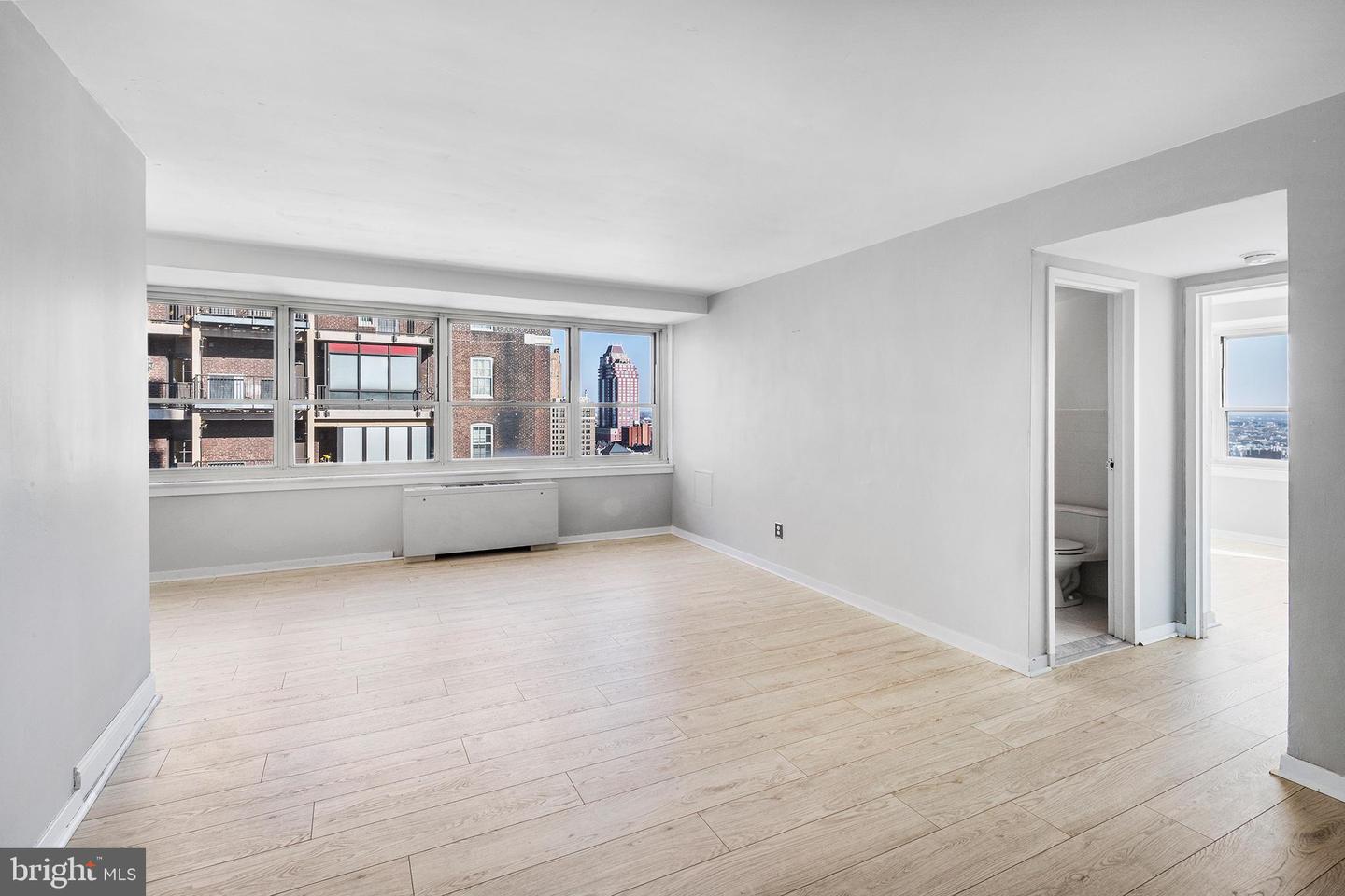 1810 Rittenhouse Square #1608
