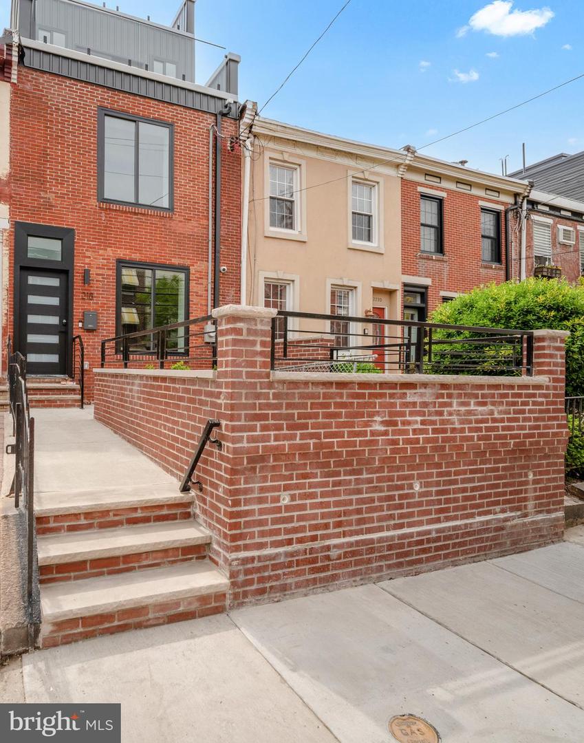 2218 Bainbridge Street, Philadelphia