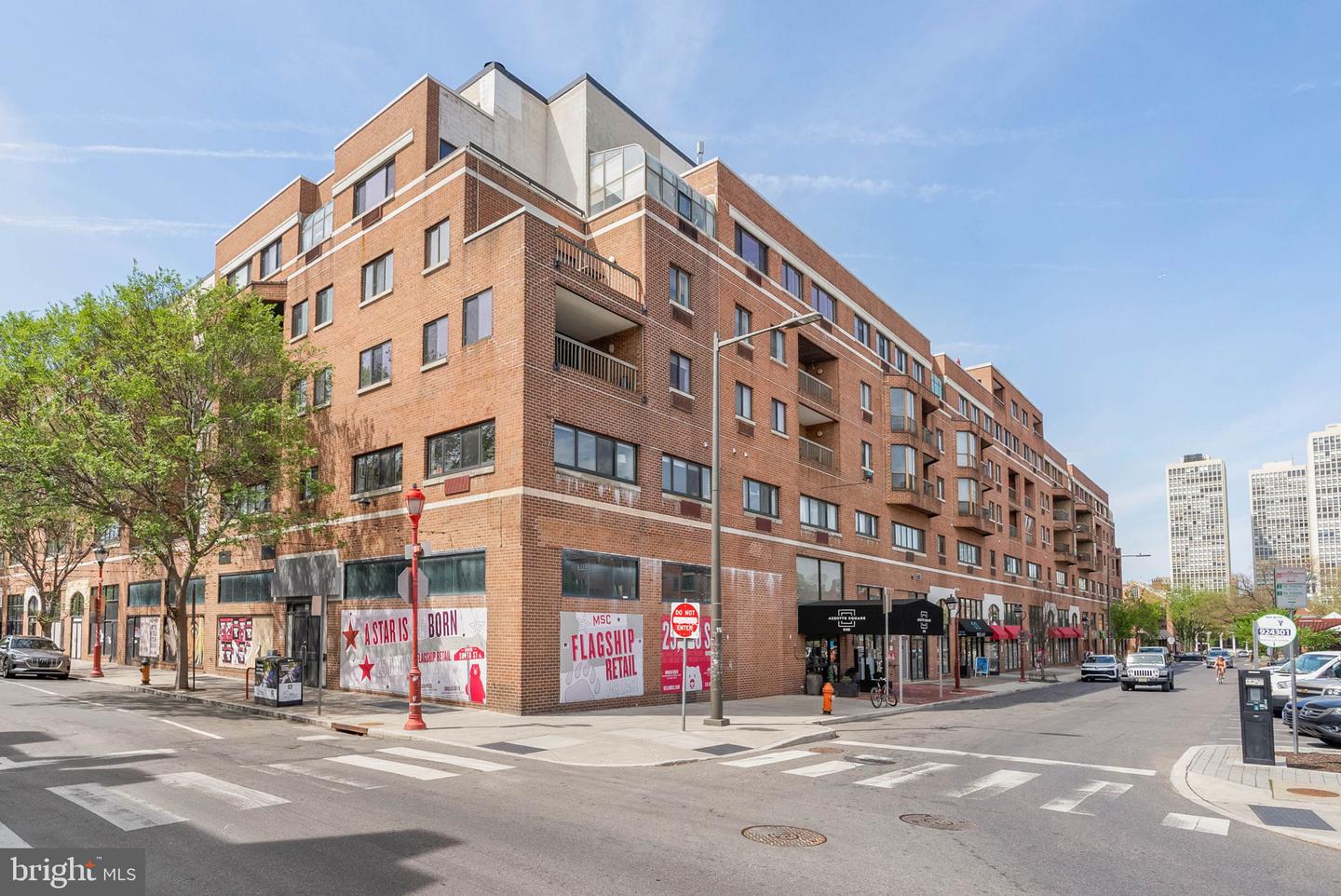 200 Lombard Street #815