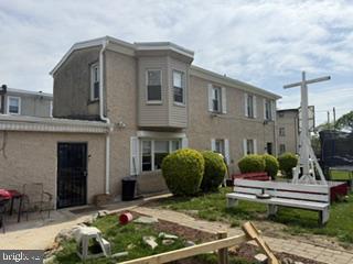 229 E Price Street