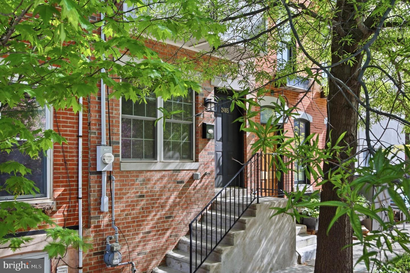 2405 Catharine Street, Philadelphia