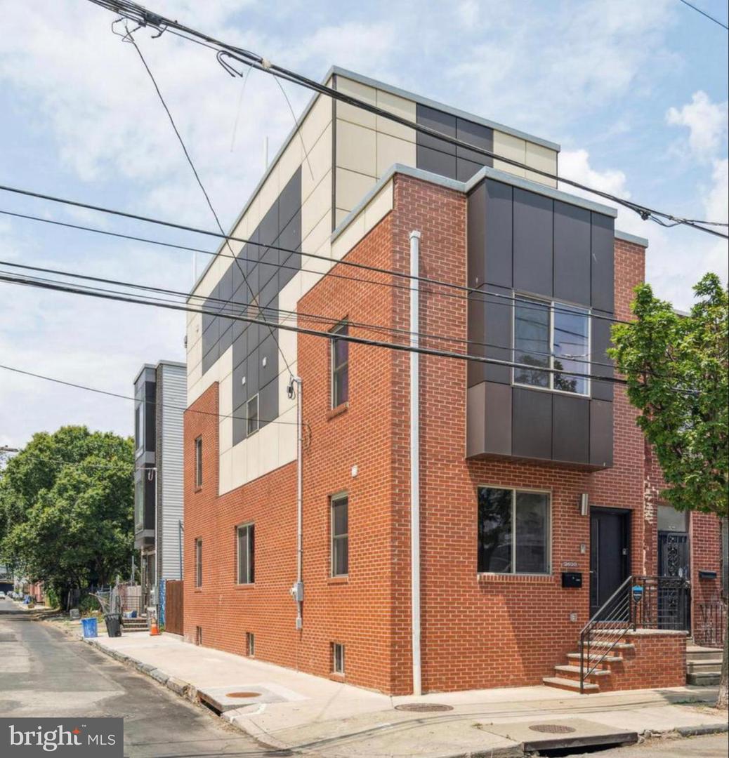 2620 Emerald Street