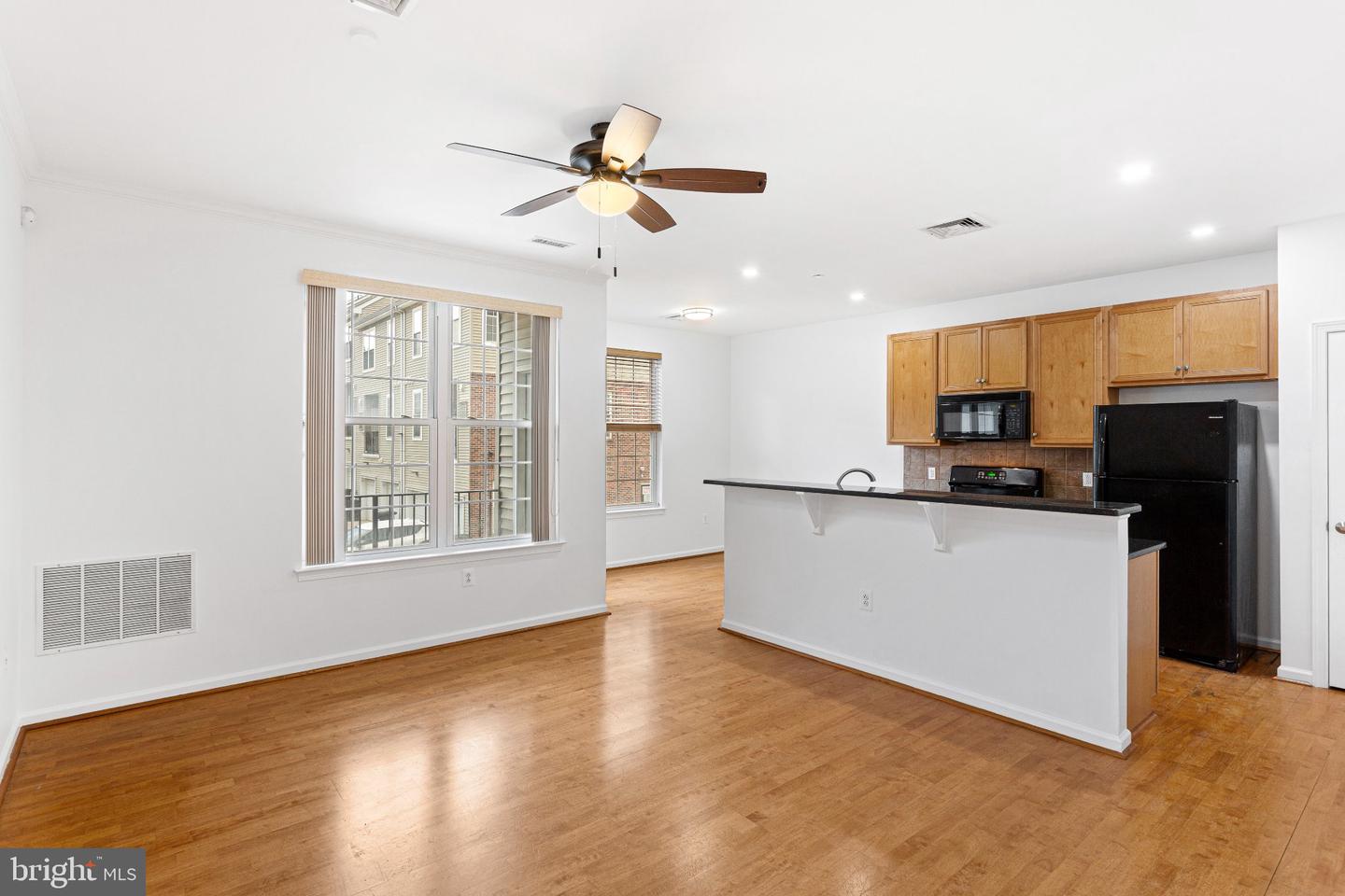 3147 W Thompson Street, Philadelphia