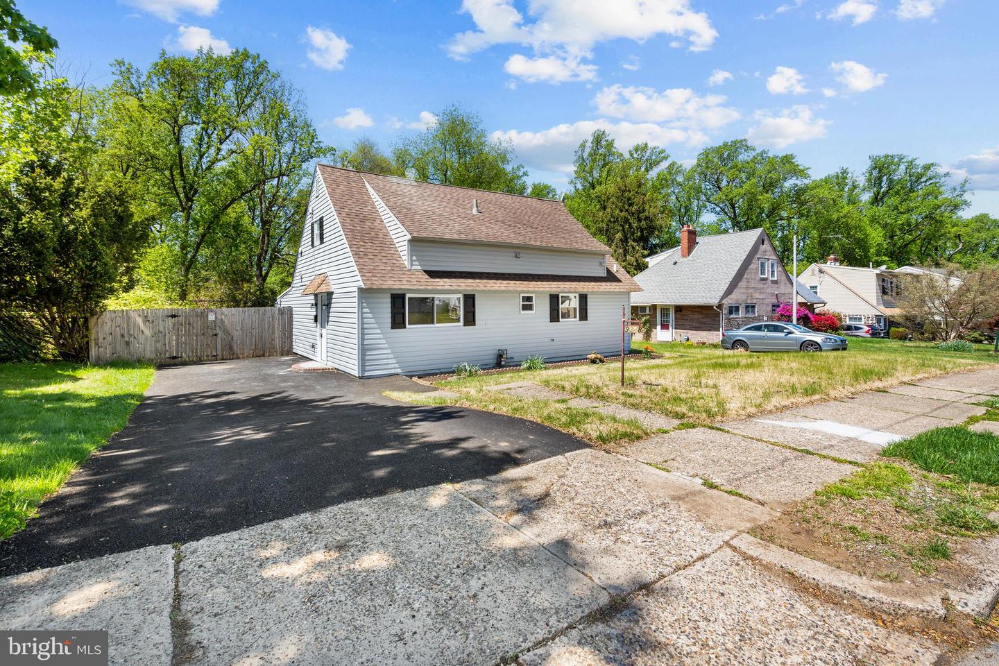 9348 Annapolis Road, Philadelphia