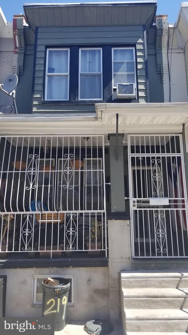 219 E Wishart Street