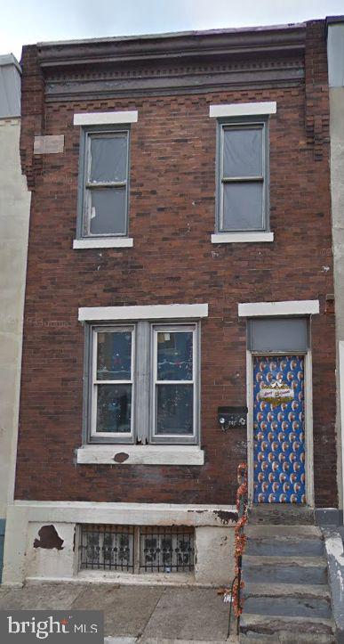 242 E Mayfield Street