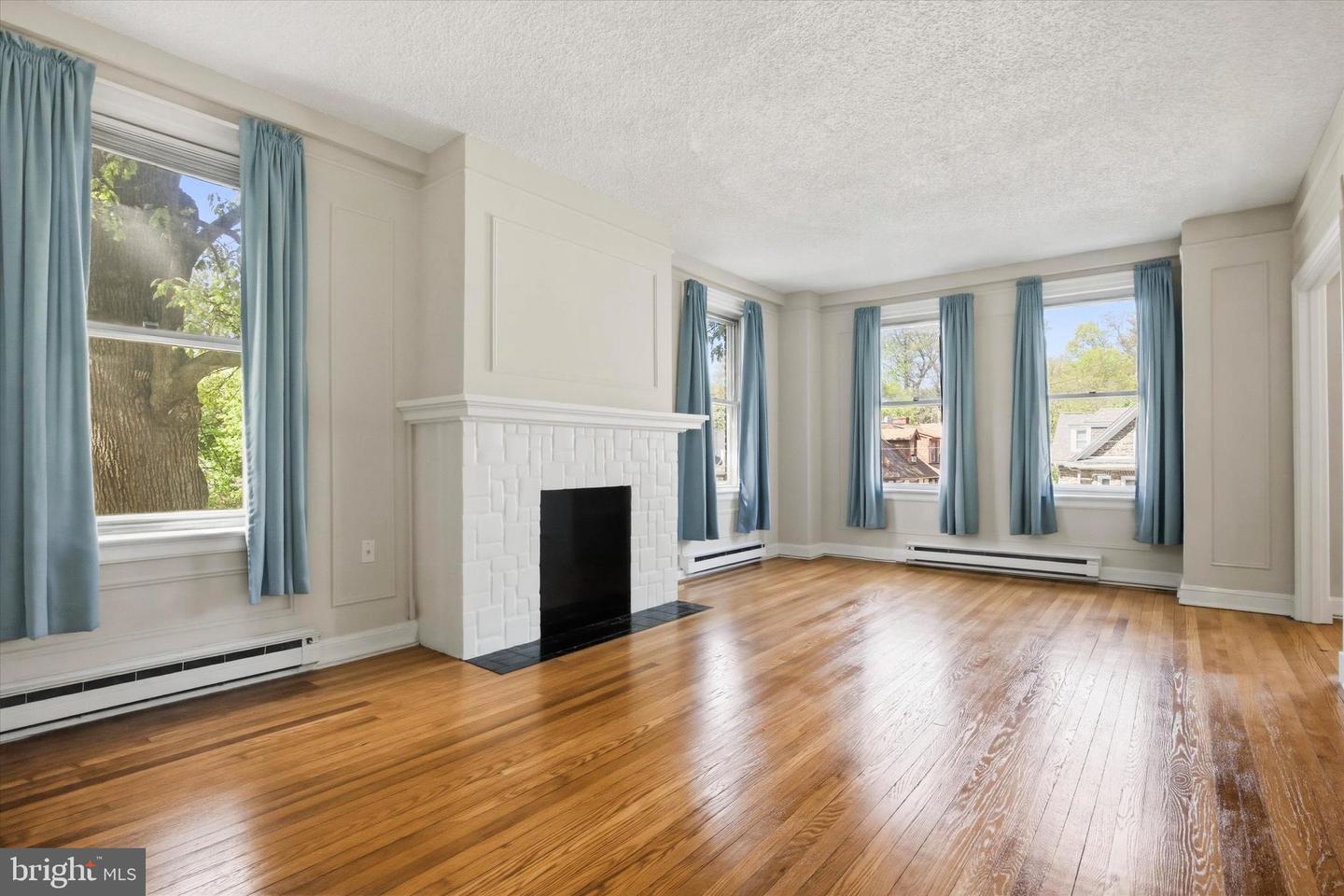400-14 W Hortter Street #203