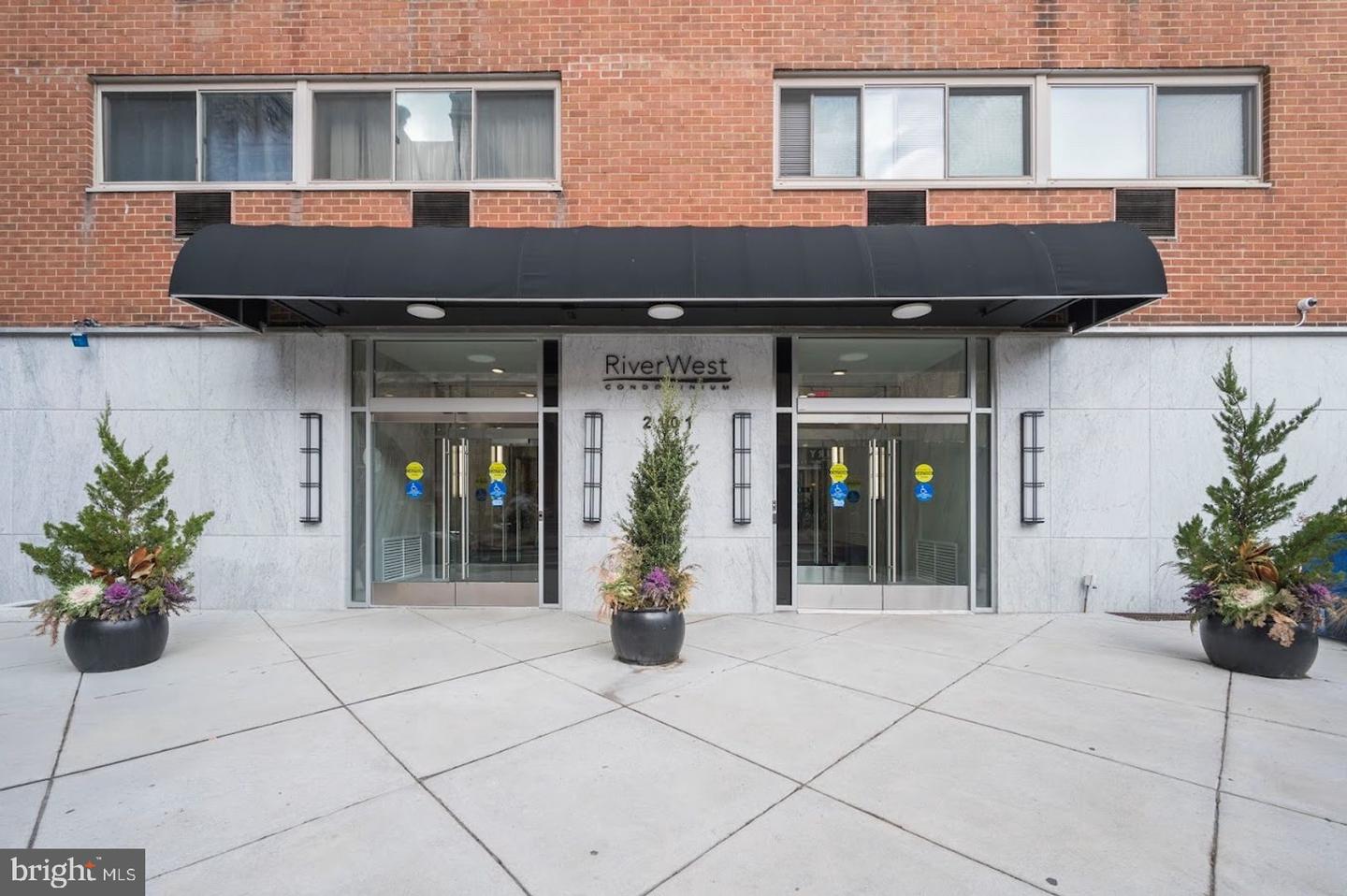 2101 Chestnut Street #1813