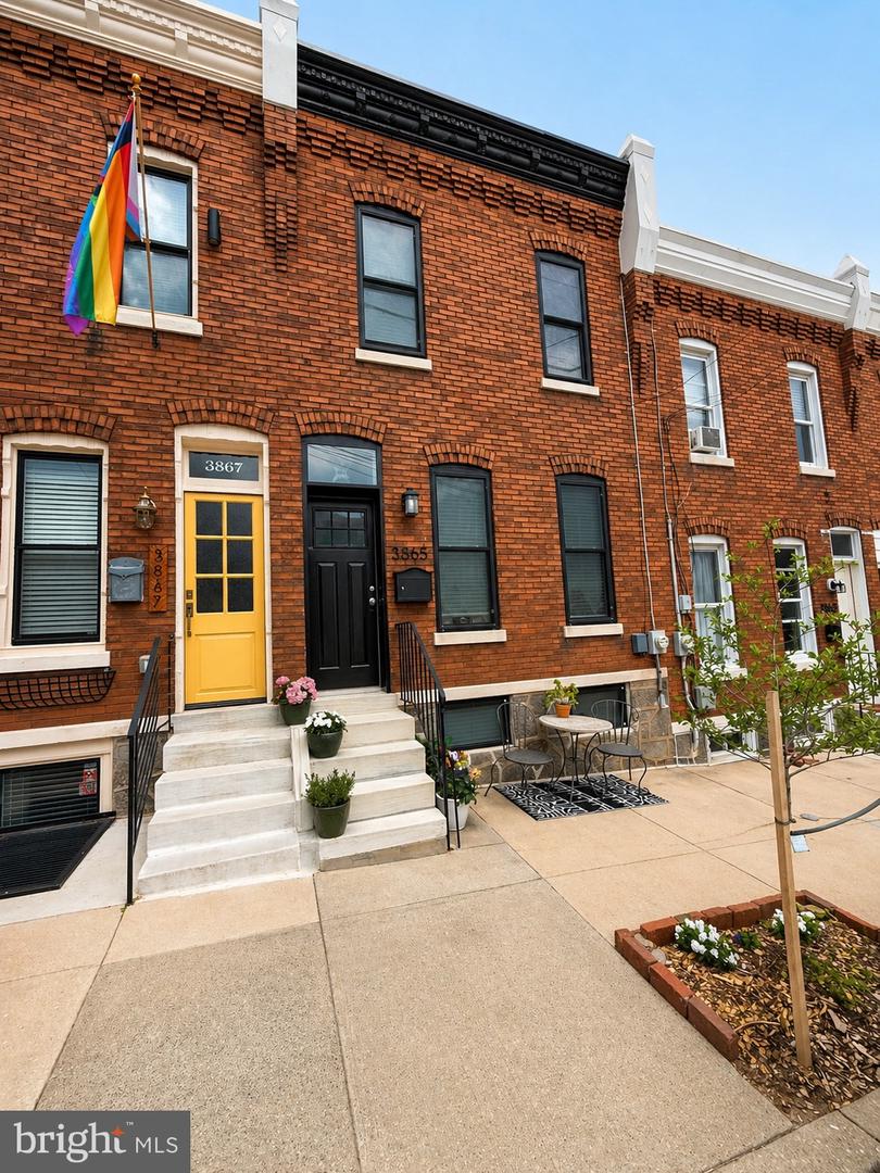 3865 Manayunk Avenue, Philadelphia