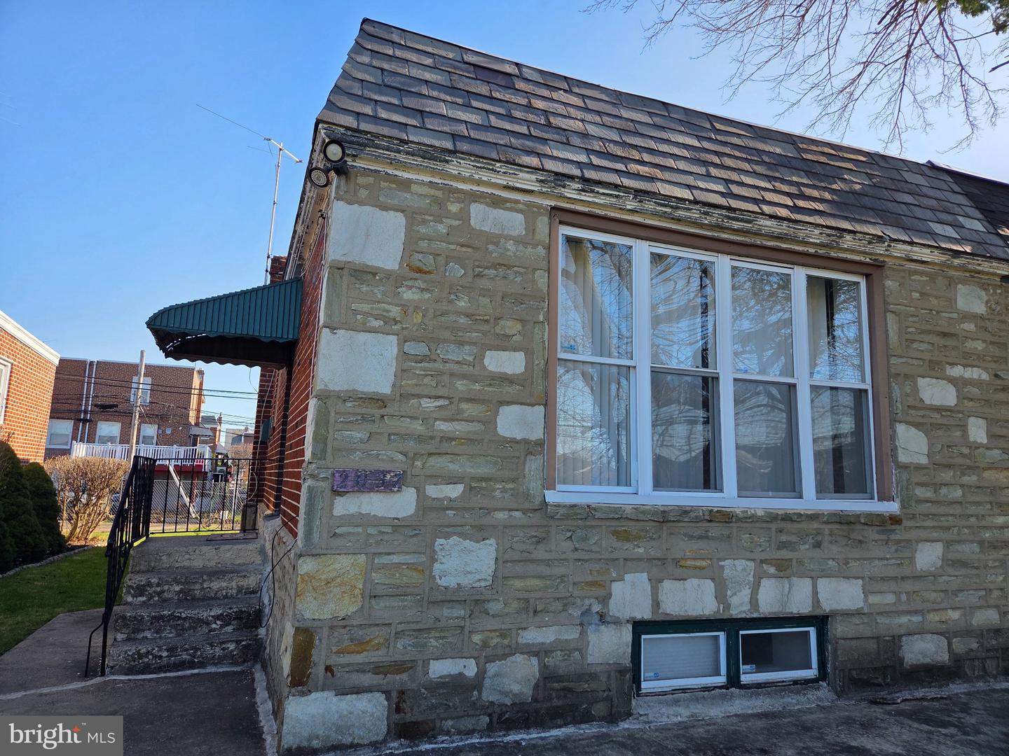2037 Napfle Avenue