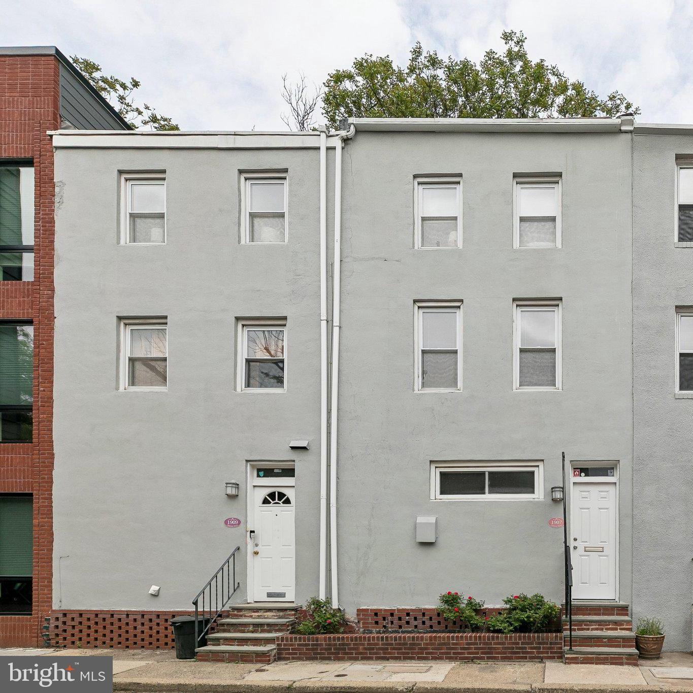 1907 Rodman Street