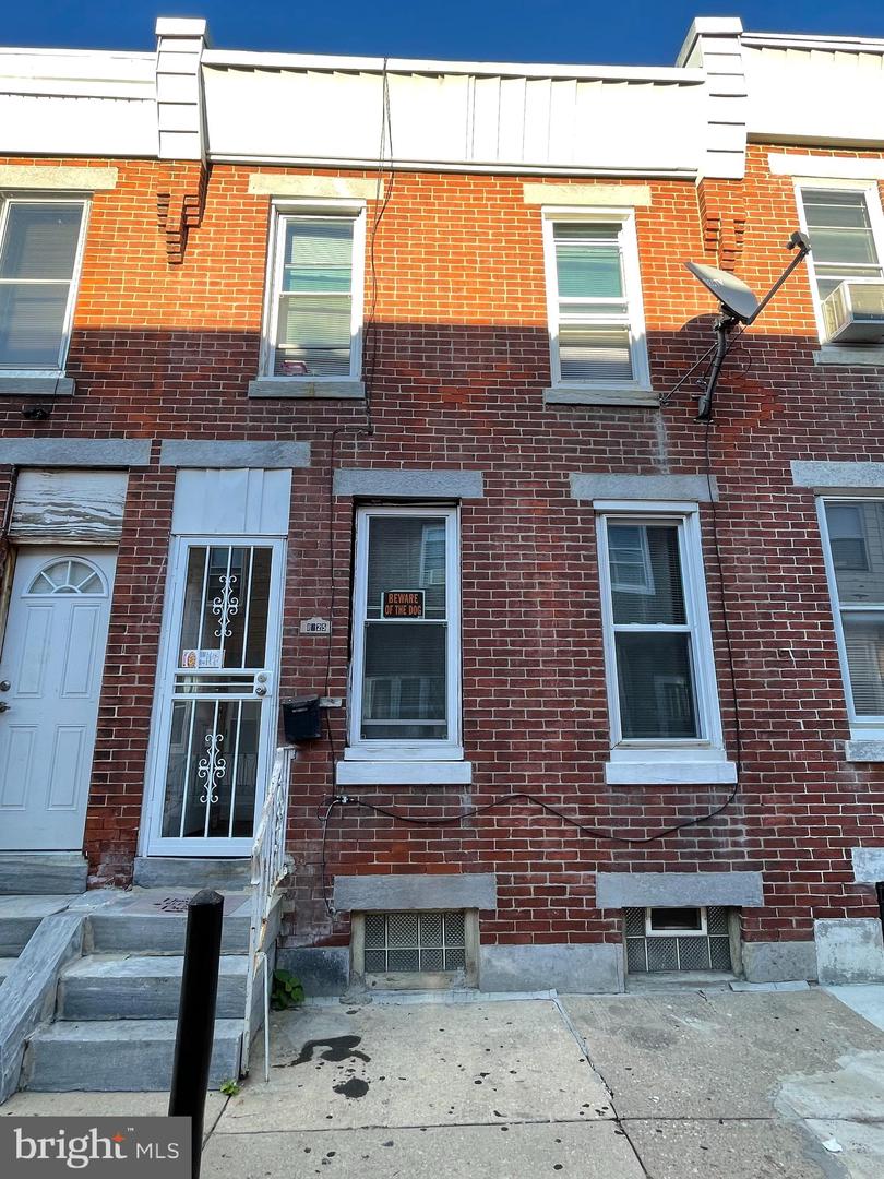 1925 E Lippincott Street