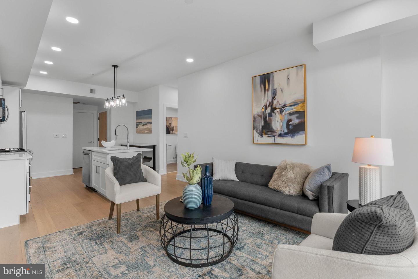 950 N 2nd St Unit 2C