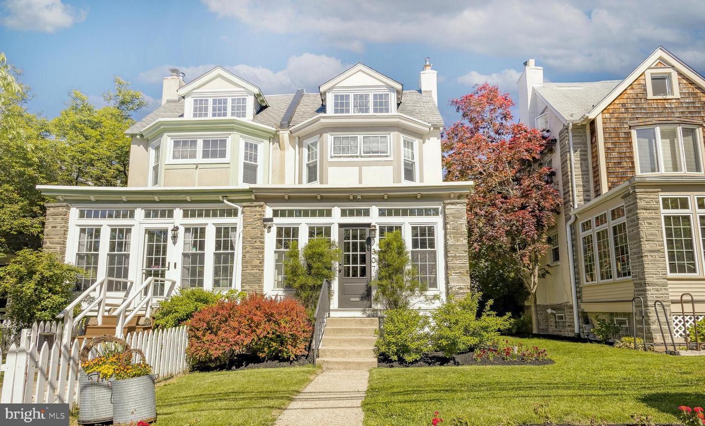 307 E Gravers Lane, Philadelphia