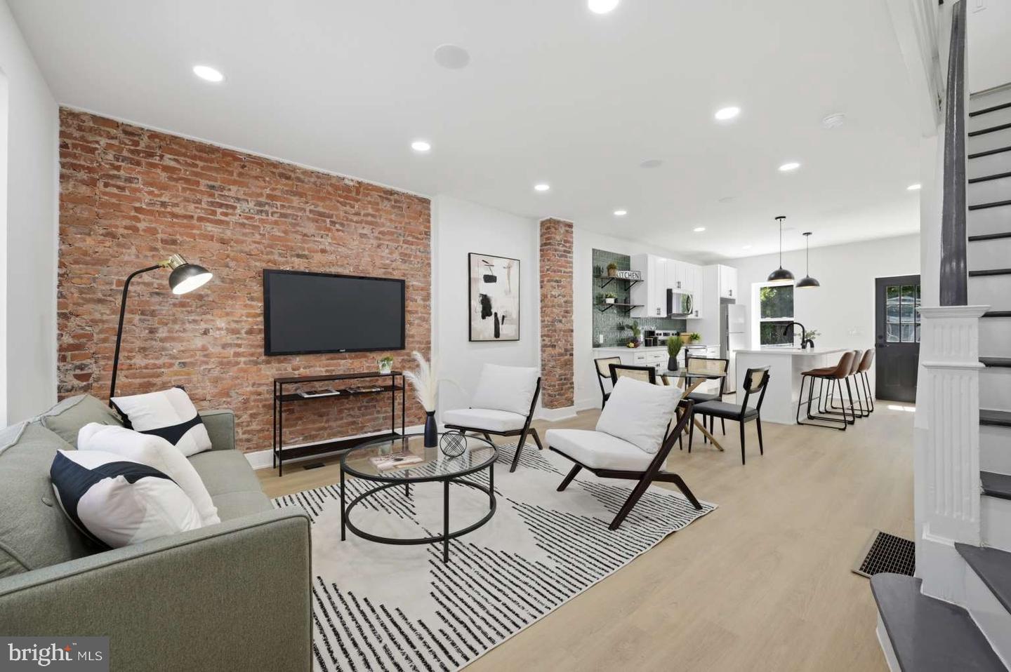 5856 Angora Terrace