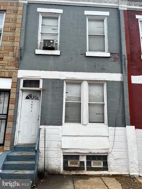 2457 N Gratz Street