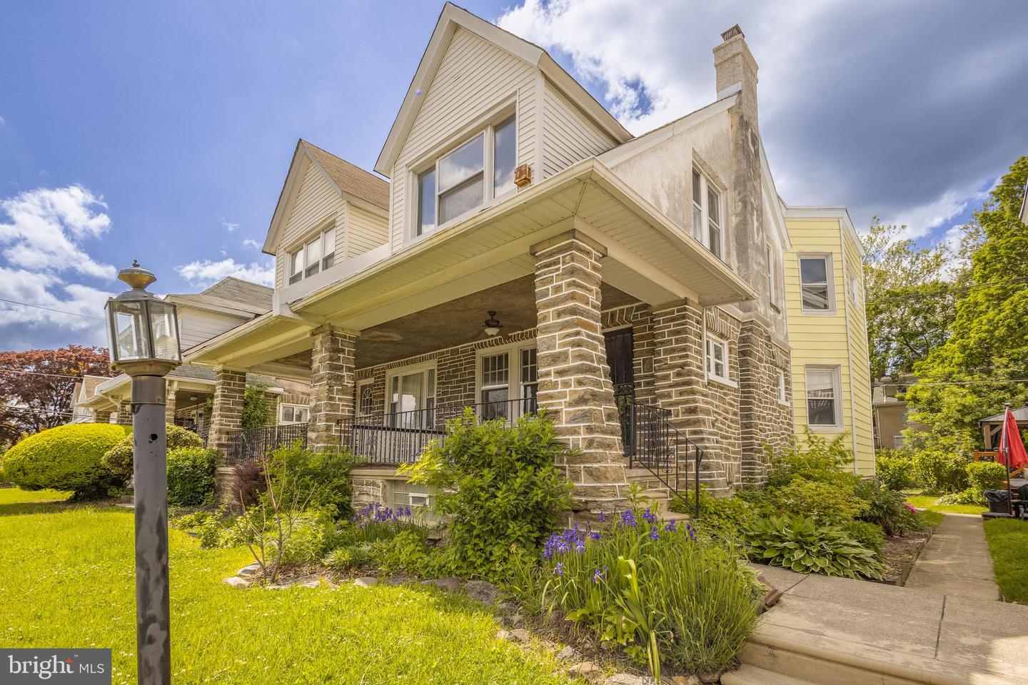 907 E Rittenhouse Street, Philadelphia