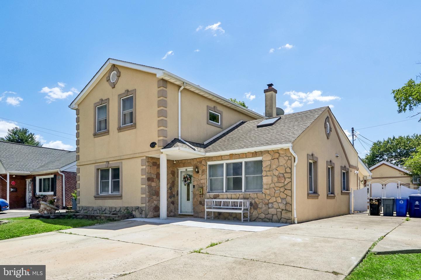 650 Hendrix Street